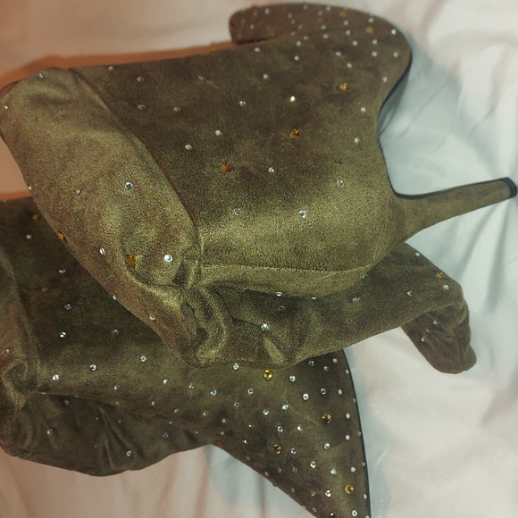 Bran new womens boots - Picture 3 of 13